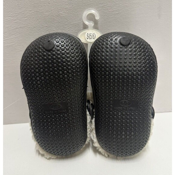 GIJOE toddler size 5/6 black clogs with faux fur  lining - Picture 6 of 6